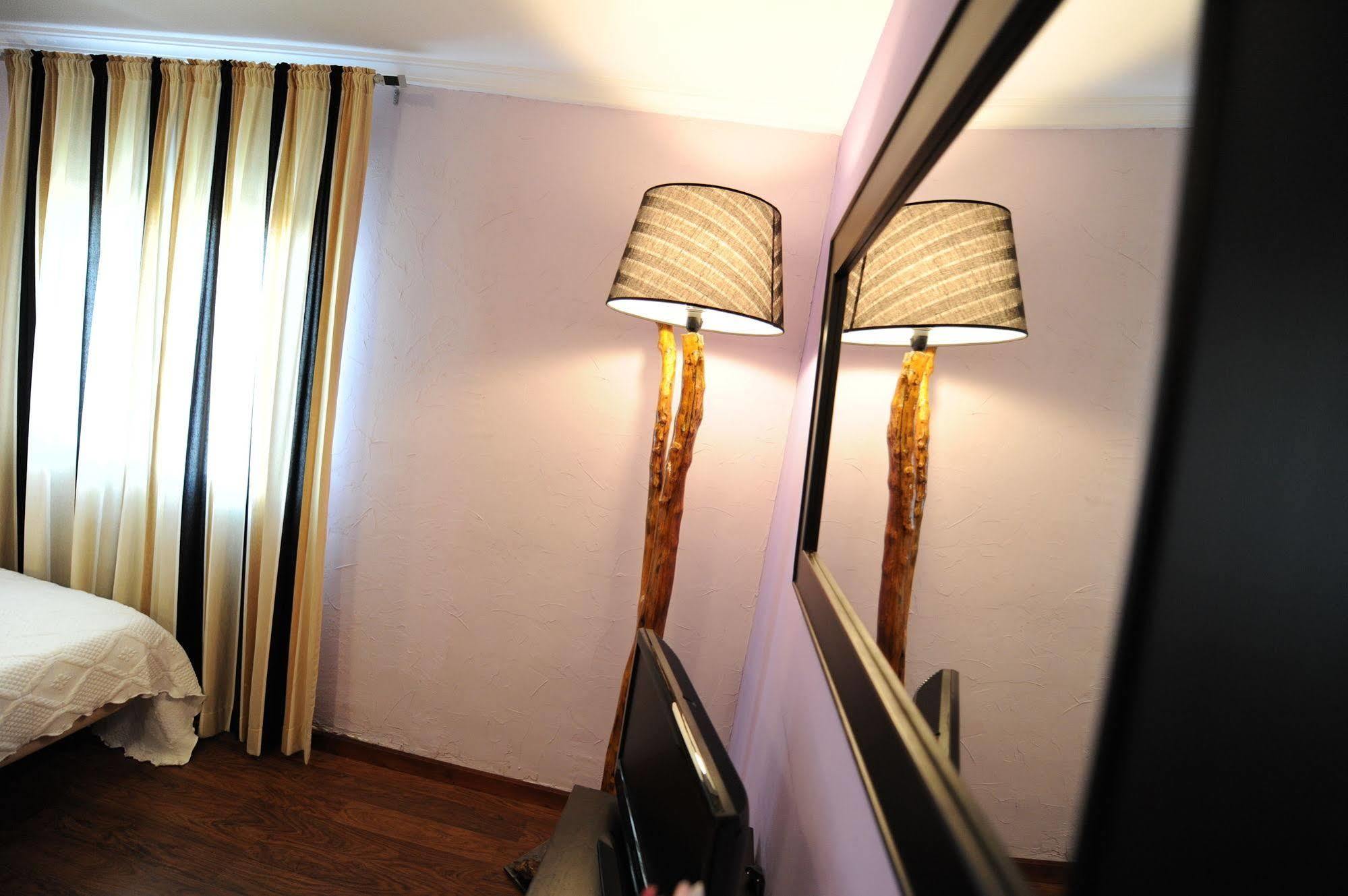Hotel Montearoma バルベルデ・デル・カミーノ エクステリア 写真