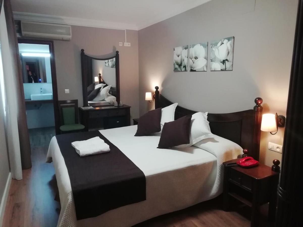 Hotel Montearoma バルベルデ・デル・カミーノ エクステリア 写真